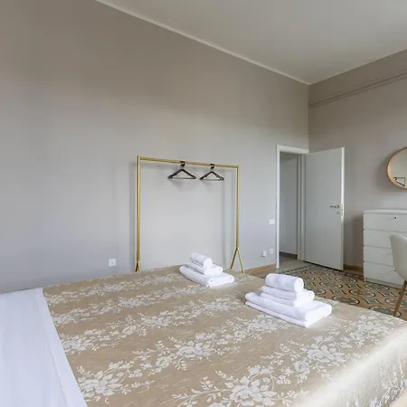 Santa Maria Novella Family In Apartament